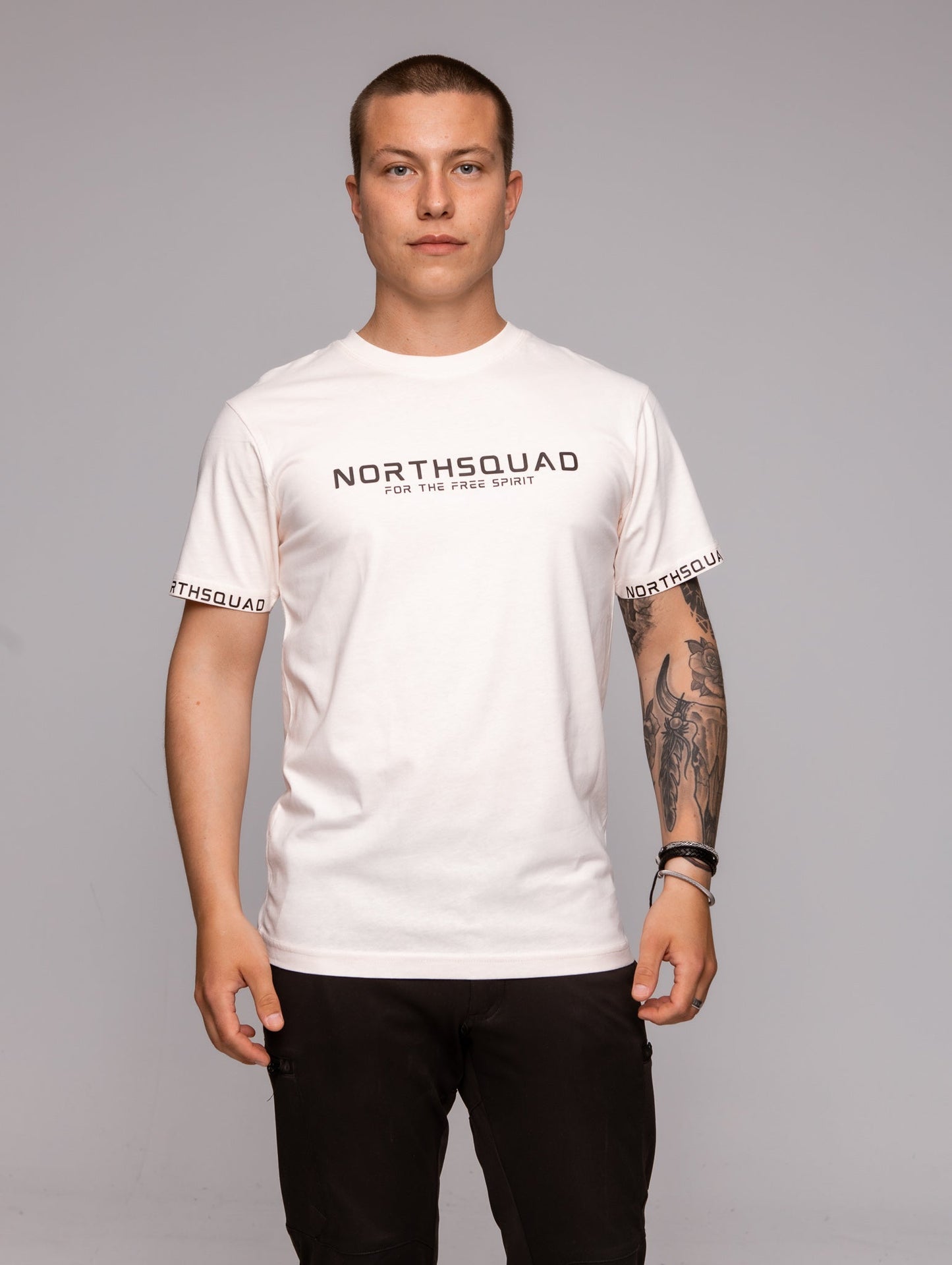 NS Invictus T-shirt i Pink Cloud – produktbild
