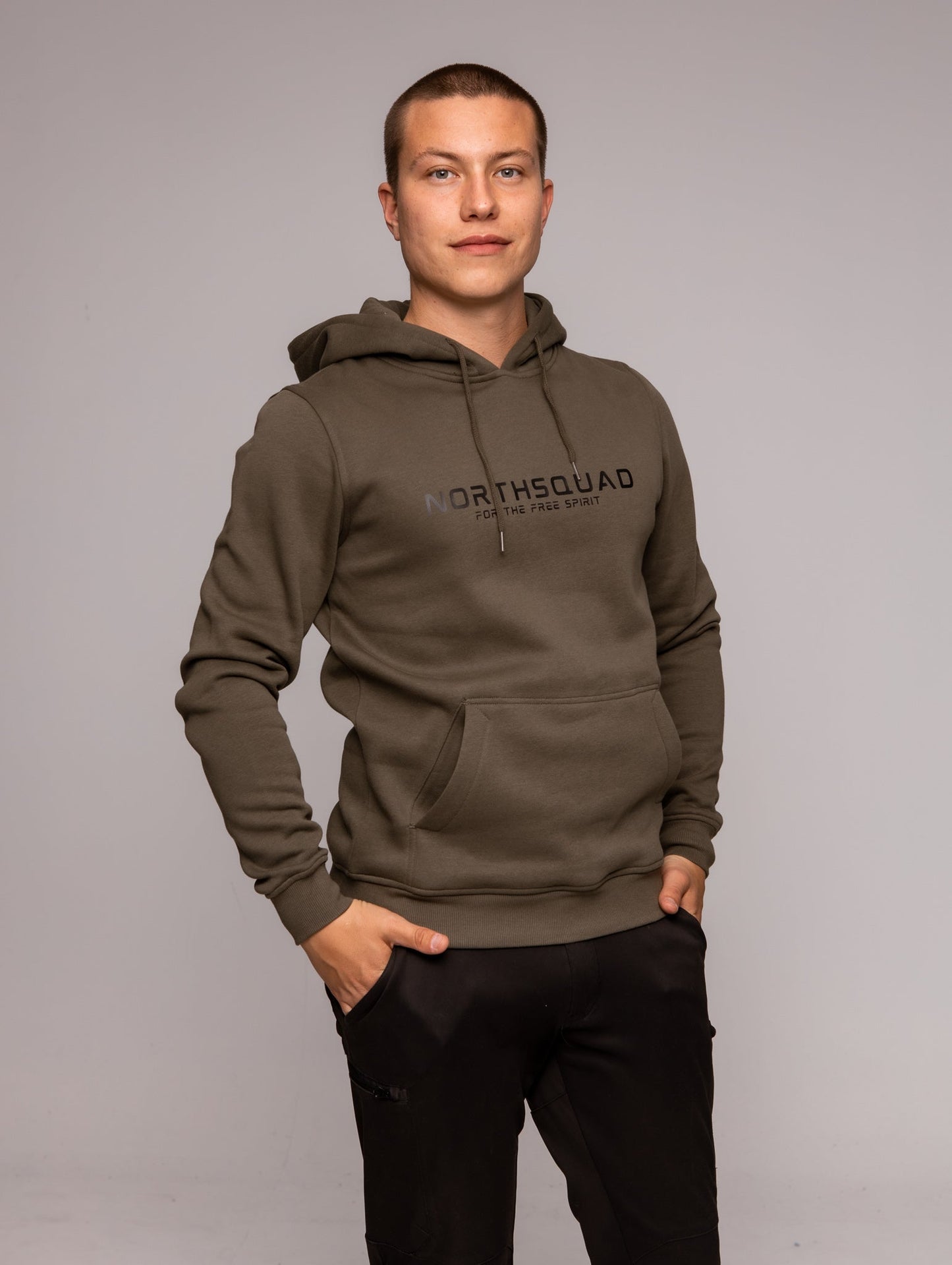 NS Invictus Hoodie i Forest – produktbild
