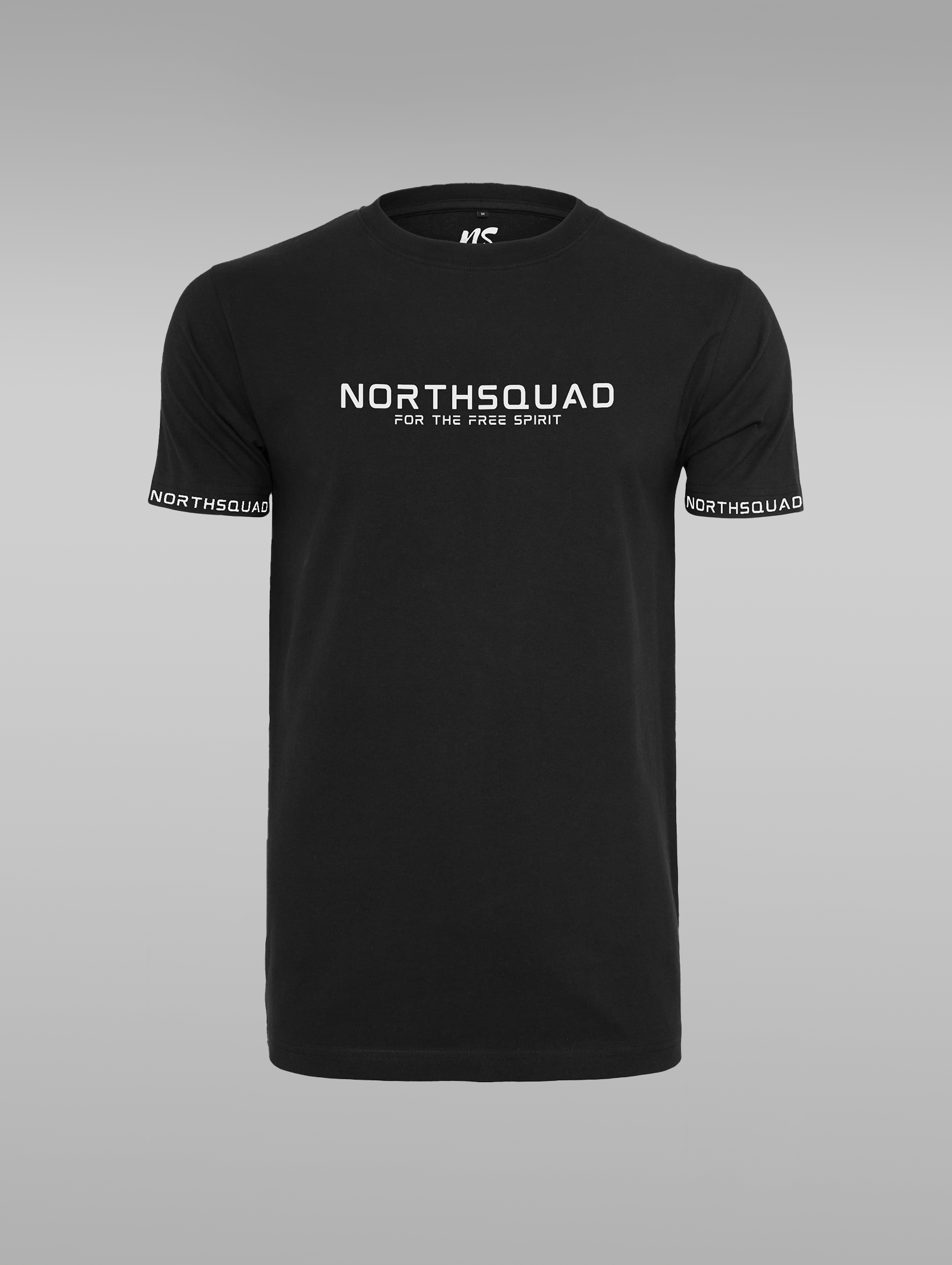 NS Invictus T-shirt svart – modellbild fram