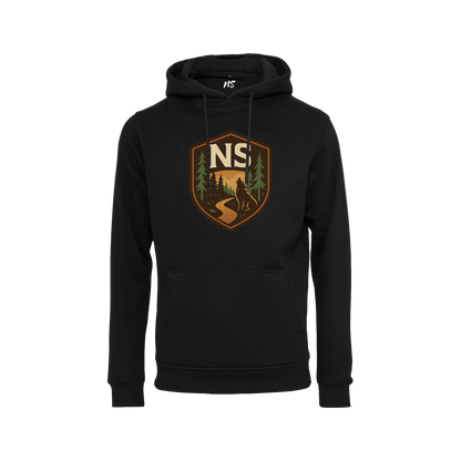 NS Howl Hoodie i Black Ice – fram med vargtryck