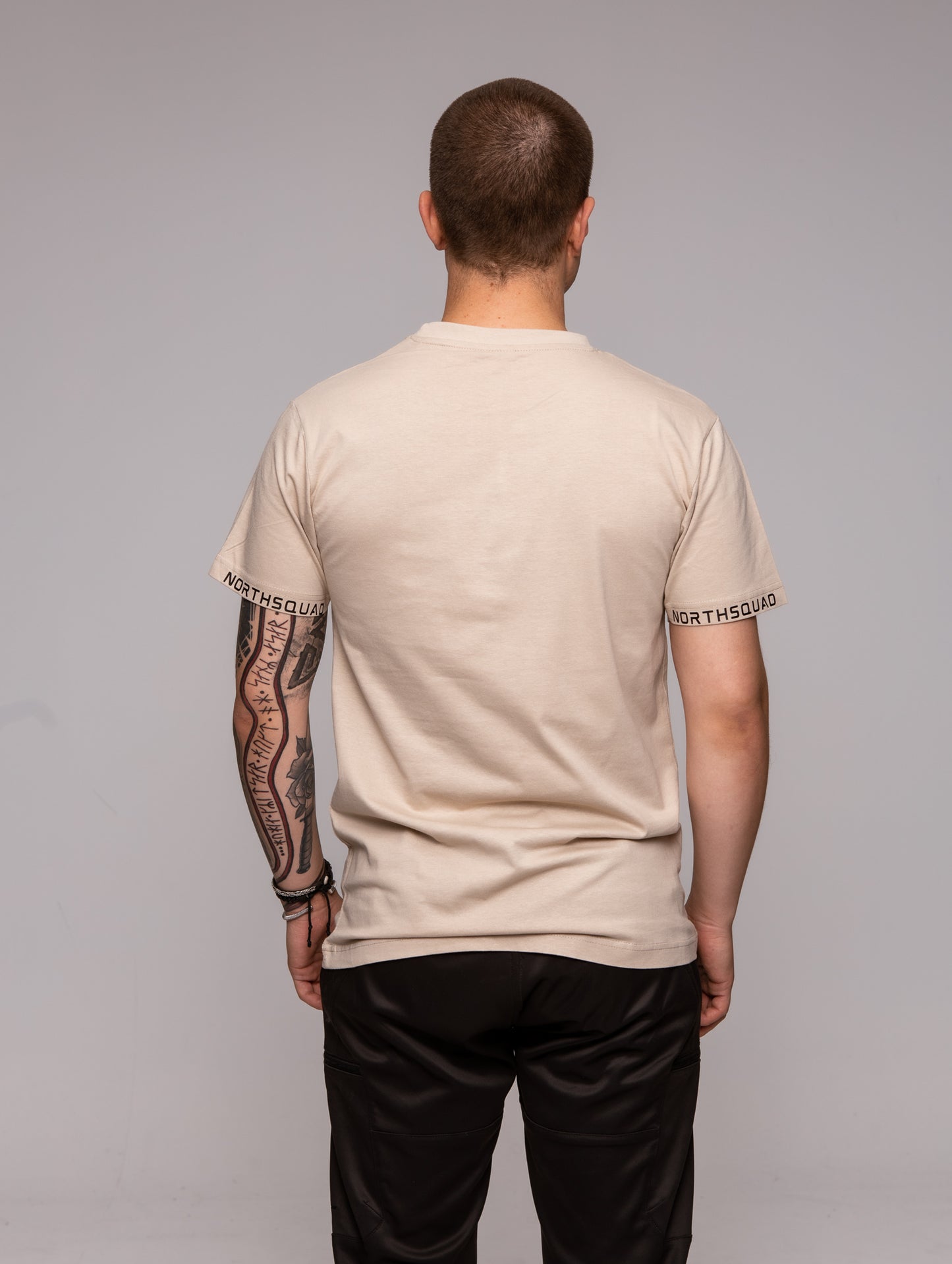 NS Invictus T-shirt - Sand - Northsquad